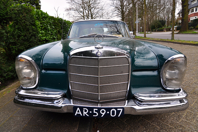 1965 Mercedes-Benz 220 SE