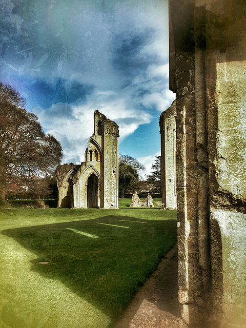 Glastonbury Abbey  - 20140322 [mobile]