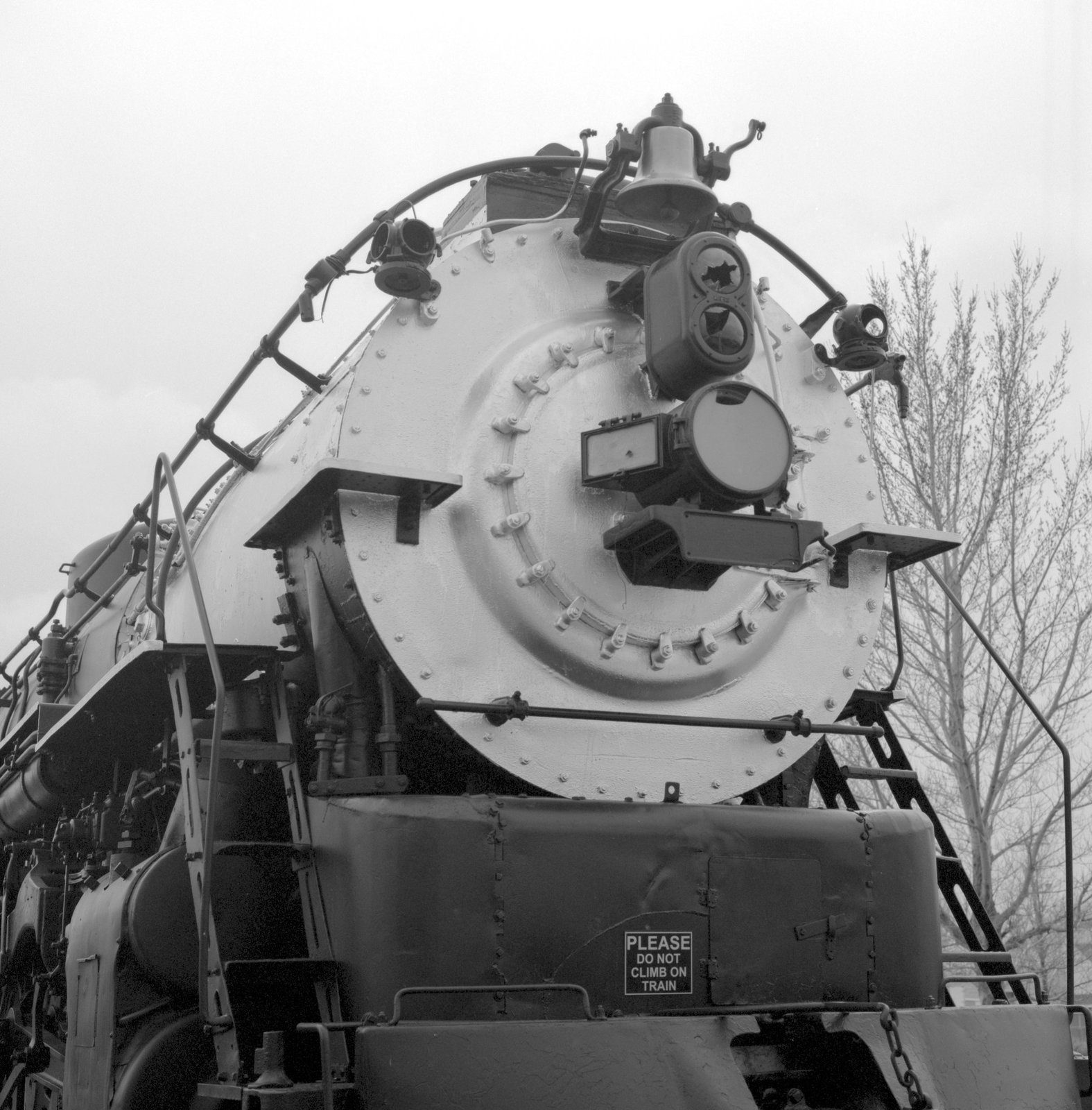 CBQ 5633