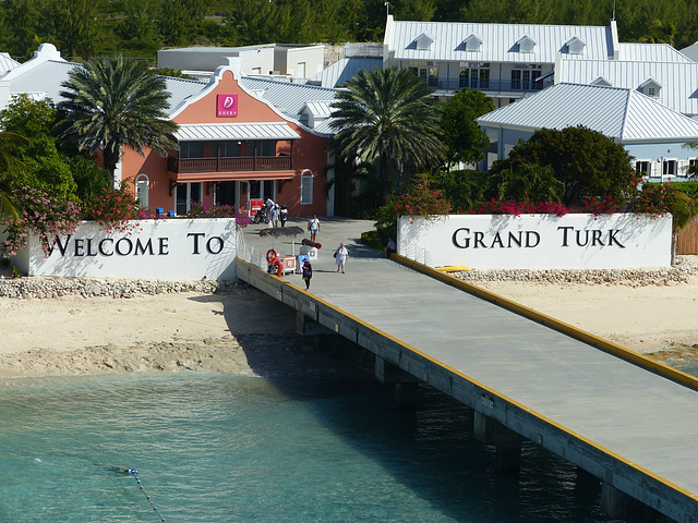 Welcome To Grand Turk - 28 January 2014