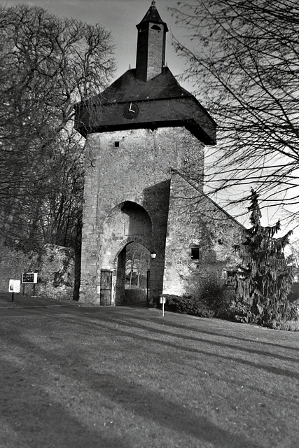 Porte de l'horloge - Château-Renault