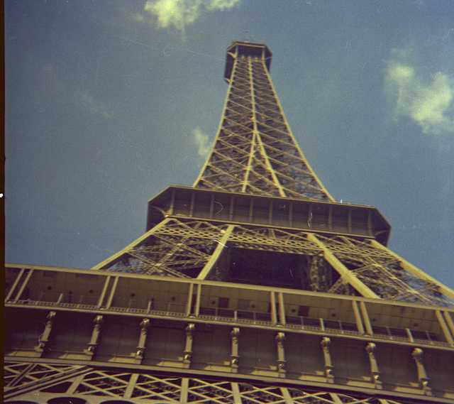 Eiffel up