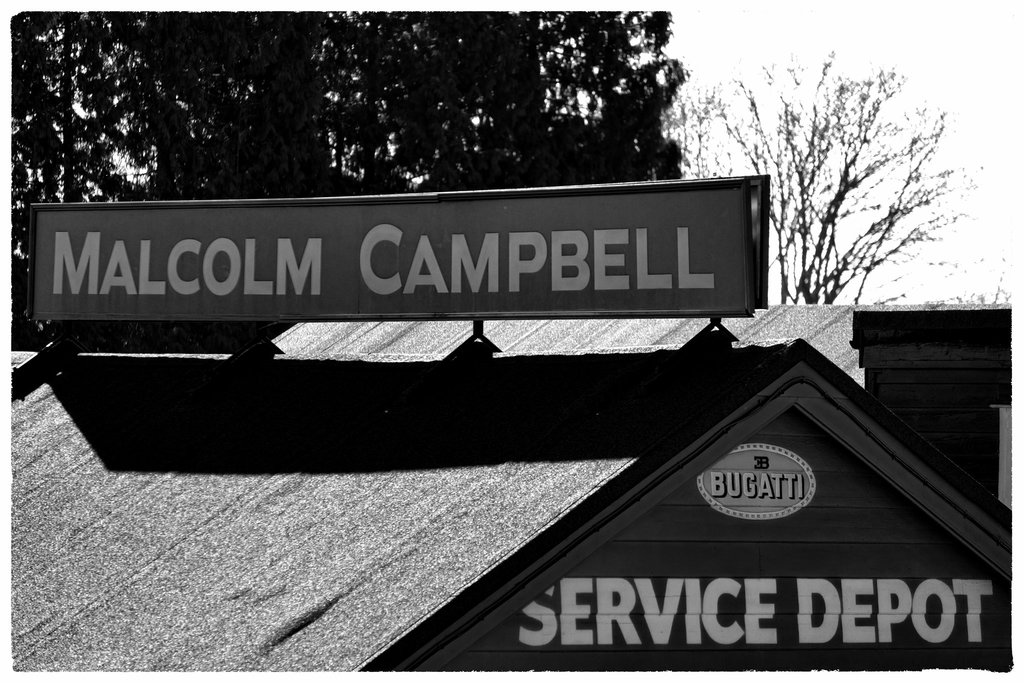 Brooklands Fuji X-T1 Malcolm Campbell Bugatti Service Depot