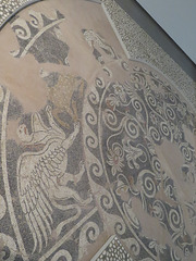 Mosaïques de Pella : griffons et panthère.