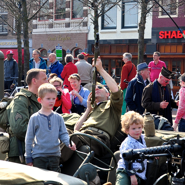 Military History Day 2014 – Aiming at the sky