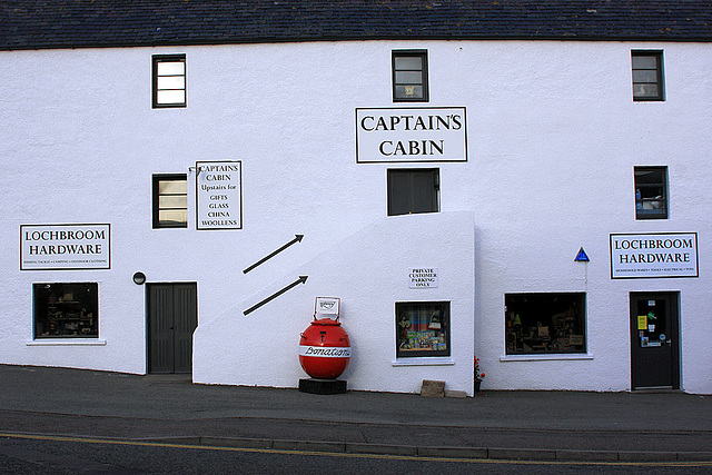 Ullapool - Captain's Cabin