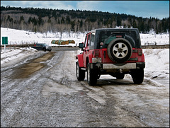 A rise in temp. from -16 to +4 in 24 hours brings slush and ice on the roads.