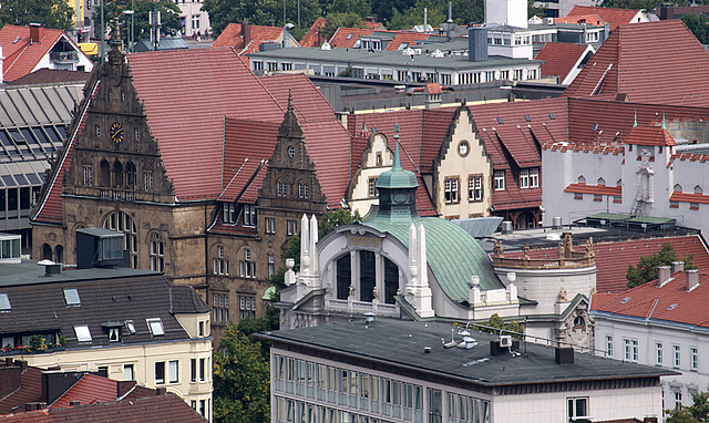 20100812 7500Aw [D~BI] Rathaus + Stadttheater Bielefeld, Burg Sparrenberg