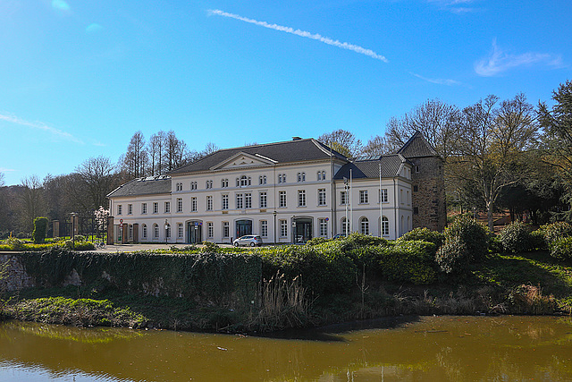 20140320 1050VRAw (cHDR) [D-E] Schloss Borbeck, essen