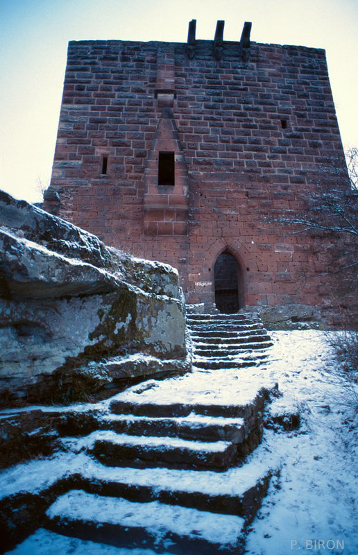 Oriel et porte ogivale du Wasenbourg