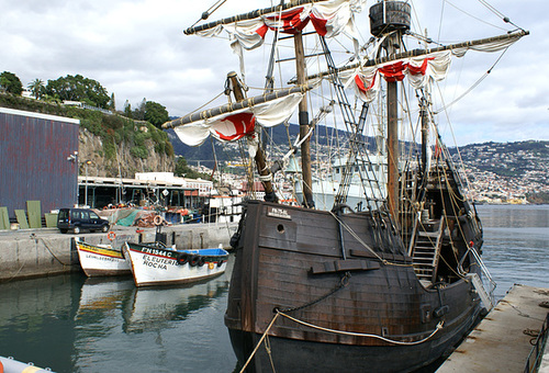 Funchal. Der Nachbau der Santa Maria.  ©UdoSm