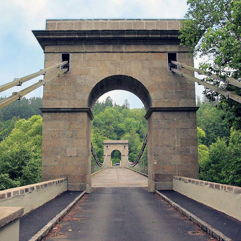 Chain Bridge - Stádlec