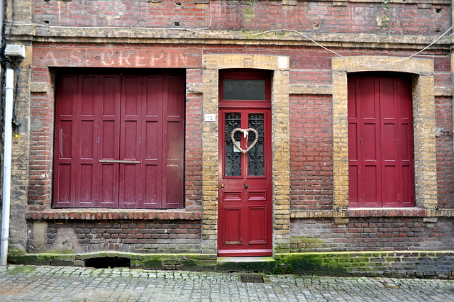 Une vieille façade de la rue des Capucins à Honfleur