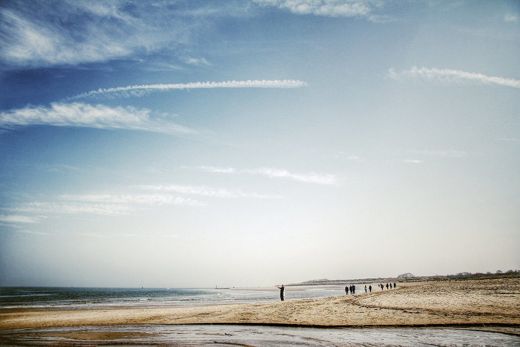 pointing out to sea 1