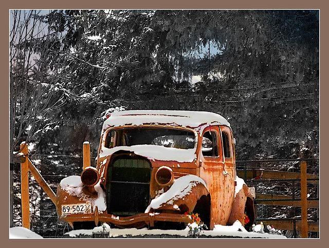 Old wreck at West Fraser Road.