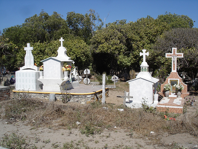 Musée funéraire à la mexicana /  Funeral museum a a mexicana.