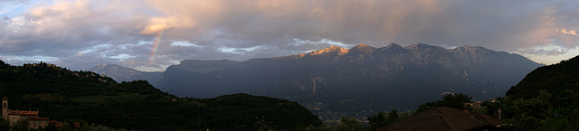 Regen über dem Monte Baldo, der nie unten ankommt...  ©UdoSm