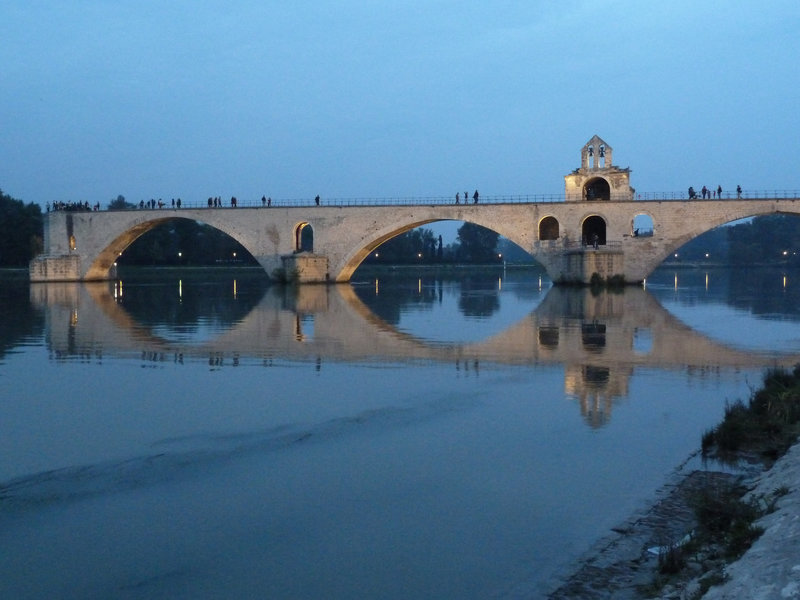 Sur le pont d'Avignon