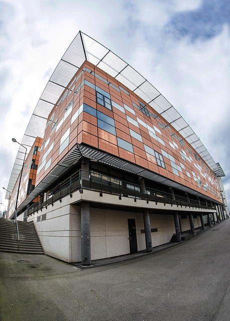 Evry, Bâtiment