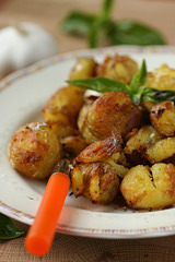 Krõbedad kartulid / Crispy potatoes