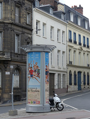 Street Scene in Rouen - 24 April 2014