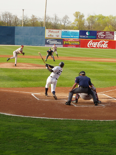 Anderson Tavarez to Omir Santos