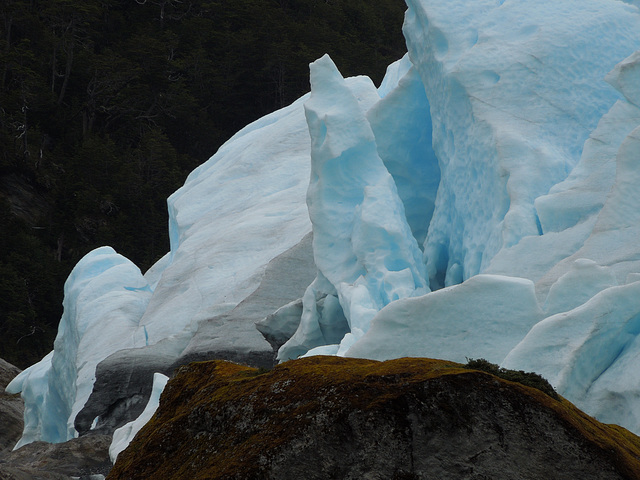 Aguila Glacier - detail