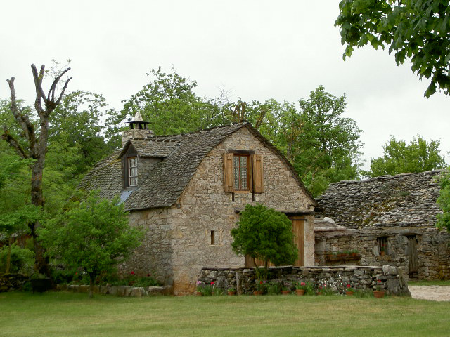 LOZERE Village et fermes (1)