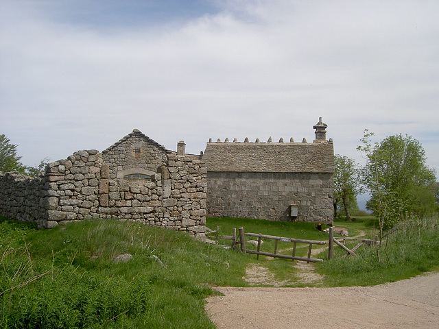 LOZERE Village et fermes (12)