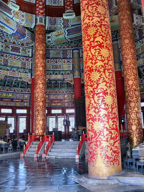 inside, Hall of Prayer for Good Harvests