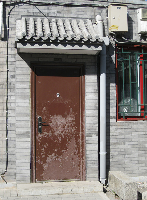 hutong door