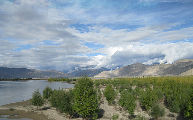 first look at Tibet from the ground