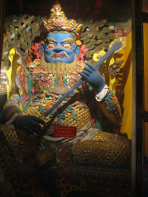 Jokhang statue, entryway