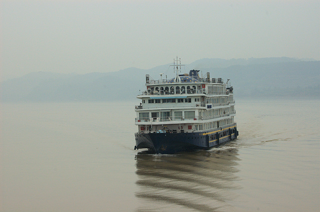 cruise boat on the Yangtze