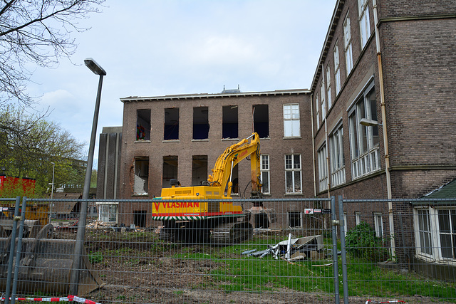 Demolition of part of the Anatomy Lab