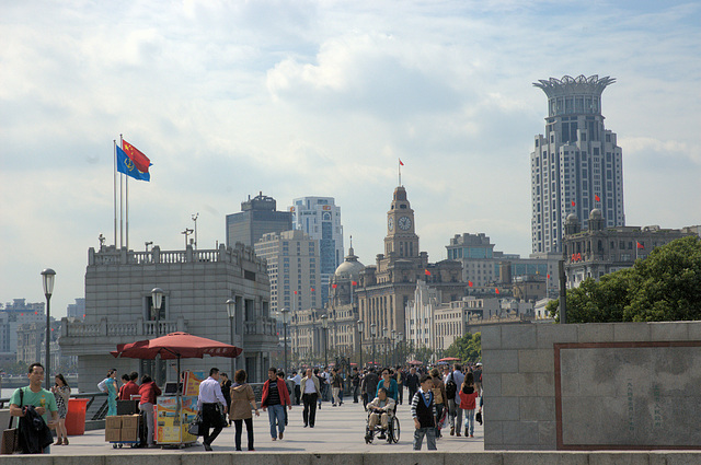 a walk on the Bund