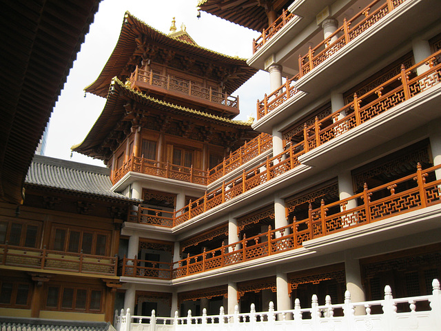 rooflines - Jing'an Temple