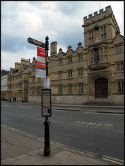 quaint old Oxford bus stop