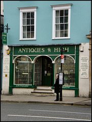 Antiques & High bus stop