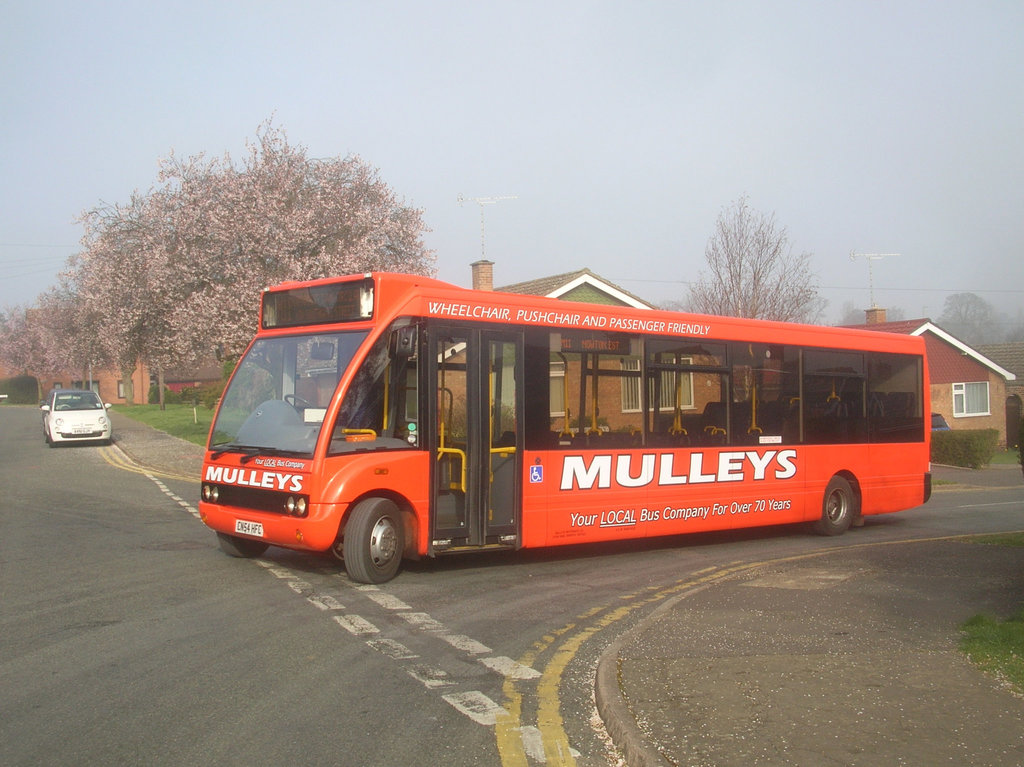 DSCN7806 Mulleys Motorways CN54 HFC