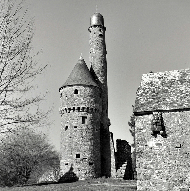 Tour de Bonvouloir