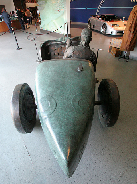 Bugatti Sculpture (4531)