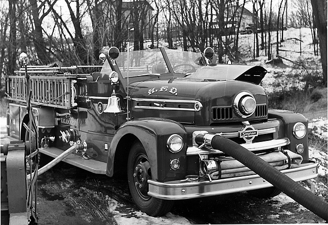 Engine 4, playing in the snow