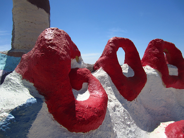 Salvation Mountain (2230)