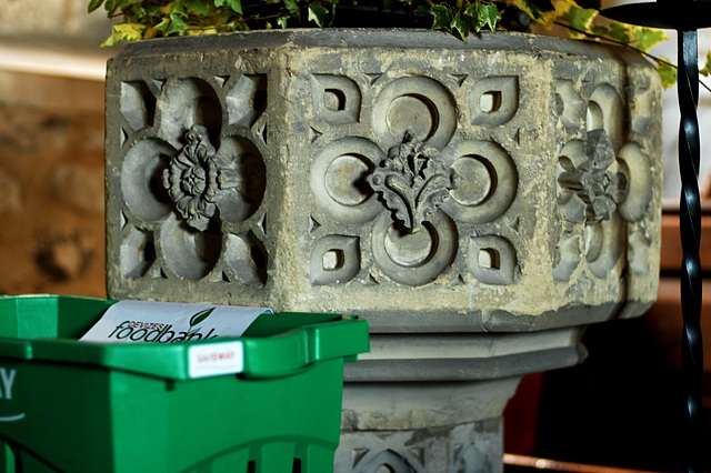 Font, Poulshot St Peter's Church