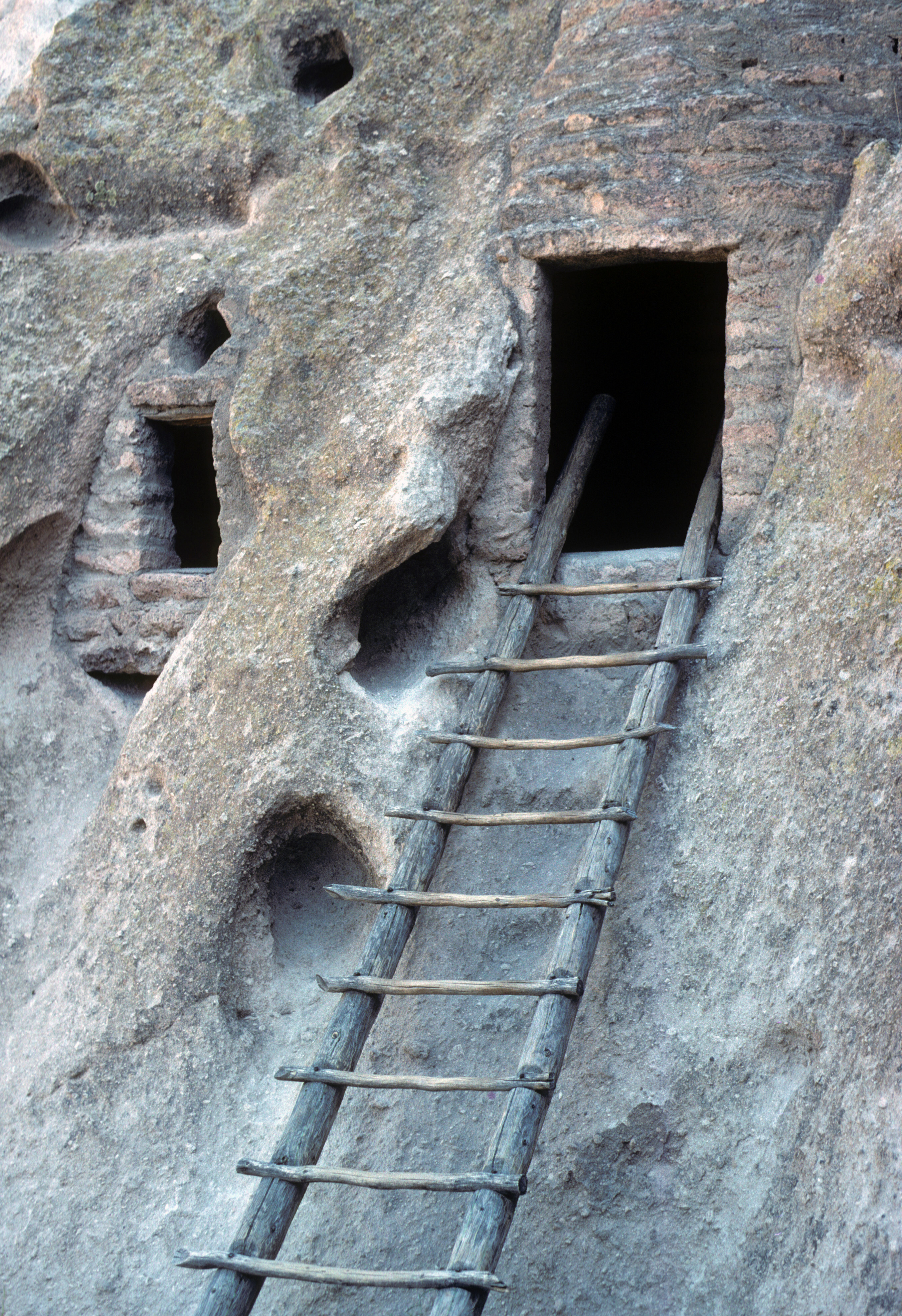 cliff dwellings
