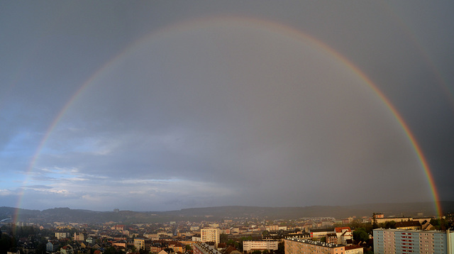 BELFORT:  Arc en ciel complet du 18 avril 2014.