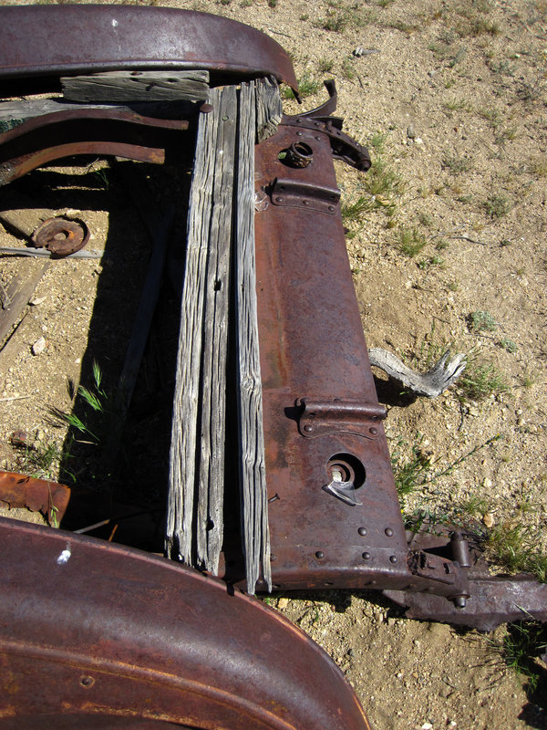 Samuelson's Vehicle (5854)