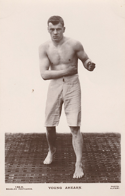 Jacob Woodward (1892-1979) Middleweight boxer, born Preston Lancashire emigrated to Brooklyn, New York