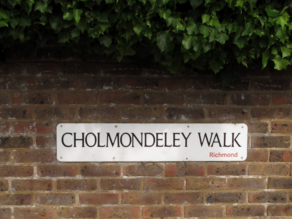 Cholmondeley Walk